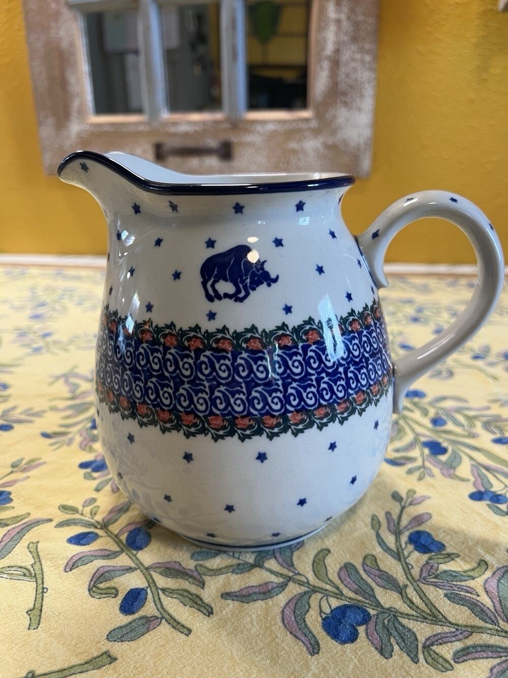 Bolesławiec Handmade Polish Pottery Pitcher Blue Floral Bison/Buffalo Motif